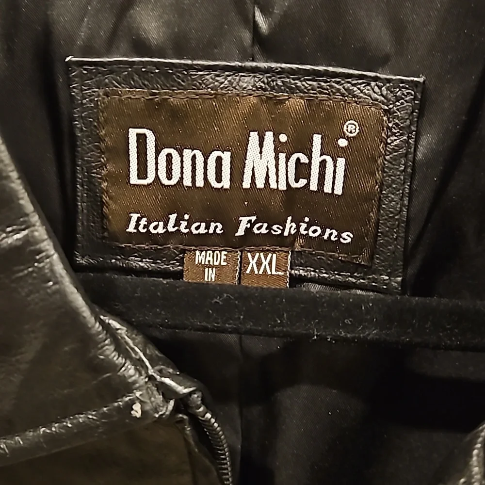 LEATHER JACKET - Picture 2 of 5